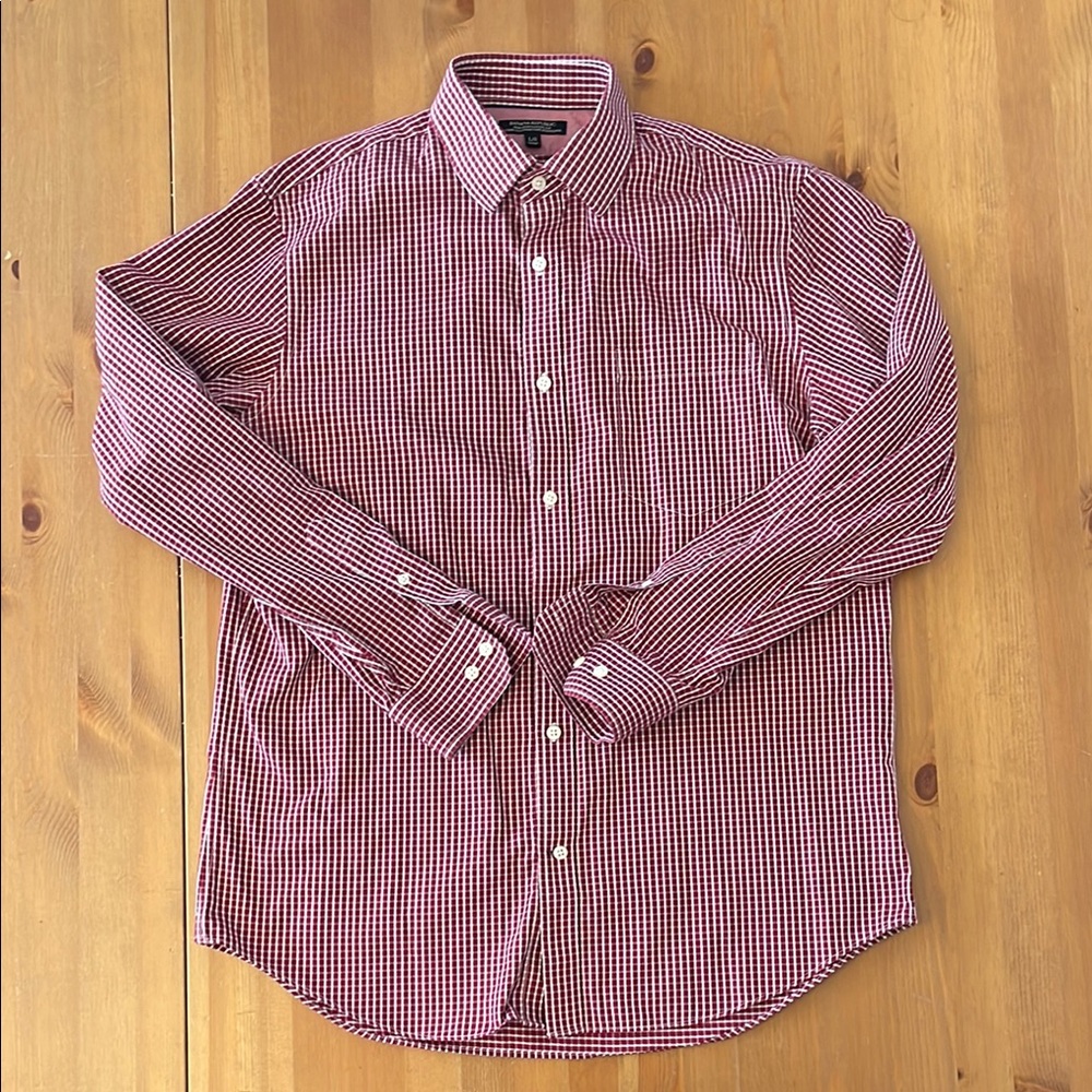 Banana Republic - Men’s Red Checkered Plaid Long-sleeves Dress Shirt - Large